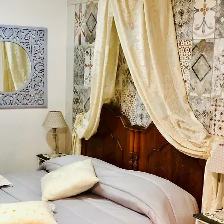 Domo All'antico Borgo 3*