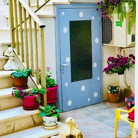 Domo All'antico Borgo 3*