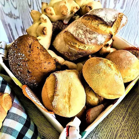 Domo All'antico Borgo 3*