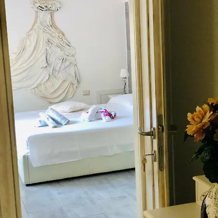 Guest house Domo All'antico Borgo 2*
